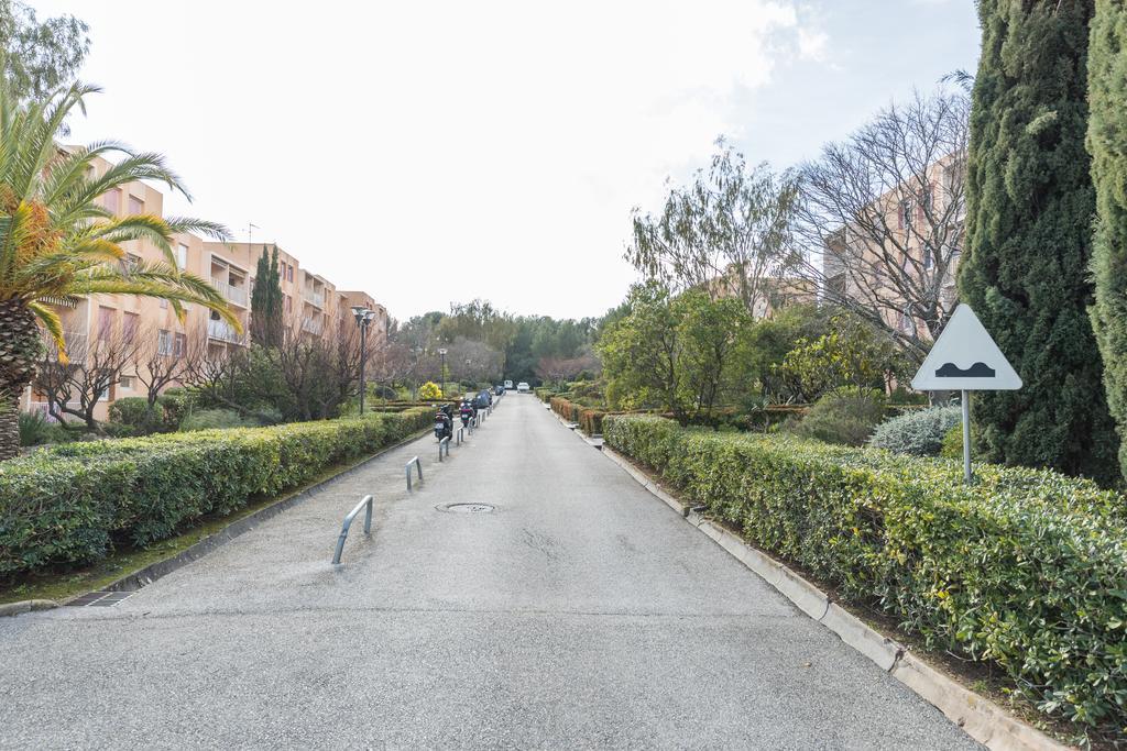 Appartement Les Elfes Le Pradet Bagian luar foto